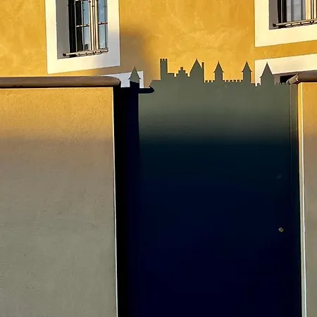 Апартаменты Les Demoiselles De La Tour !