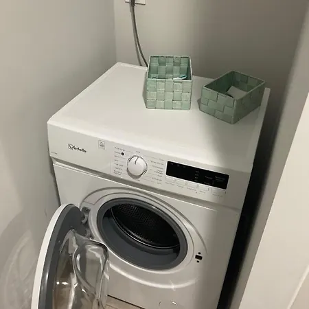 Апартаменти Les Demoiselles De La Tour ! *