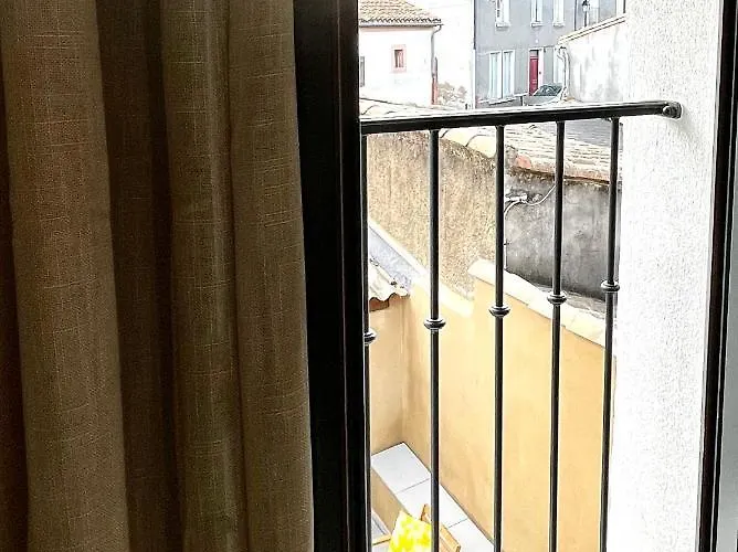 Les Demoiselles De La Tour ! Apartament *