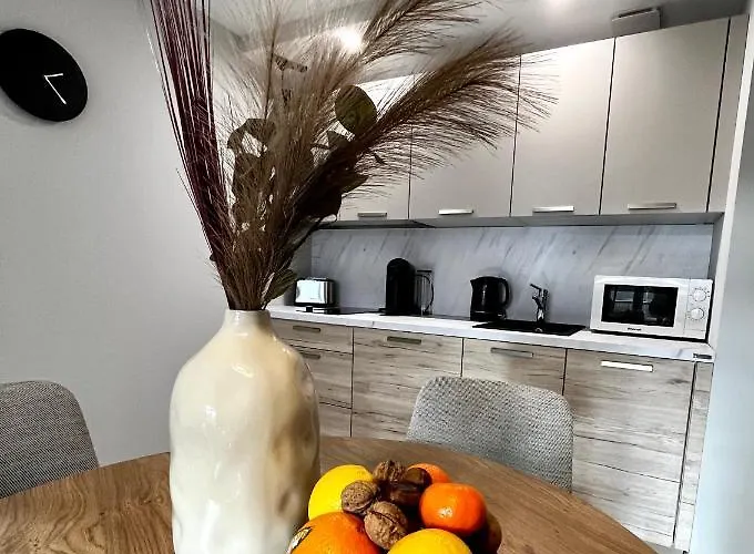 Les Demoiselles De La Tour ! Apartament *