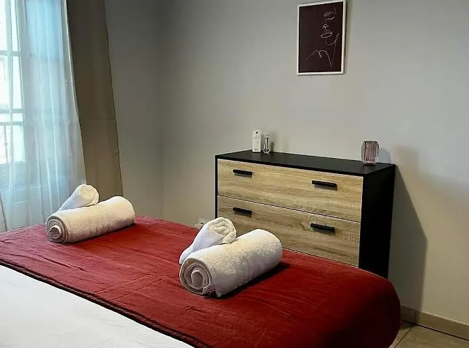 Les Demoiselles De La Tour ! *